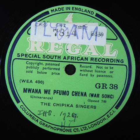 The Chipika Singers - Mwana We Pfumo Chena / Ndo Toregwa Nyika